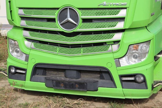 Mercedes-Benz Actros 2551 Diesel Truck 2017 Actros 2551 2017 2 image 6
