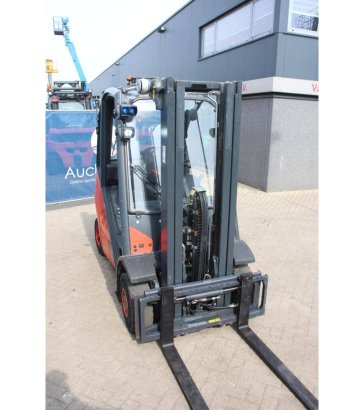 Linde H20D-02/600 Diesel Forklift 2000kg 4.7m 2017 H20D-02/600 2017 2 Forklift image 6