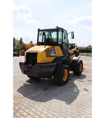 Komatsu WA100M-6 Diesel Wheel Loader 66kW 2012 WA100M-6 2012 2 Wheel Loaders image 6