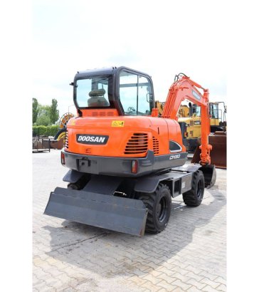 Doosan DX60WN Diesel Wheeled Excavator 39kW 2020 Doosan DX60WN 2020 2 Wheeled Excavators image 6