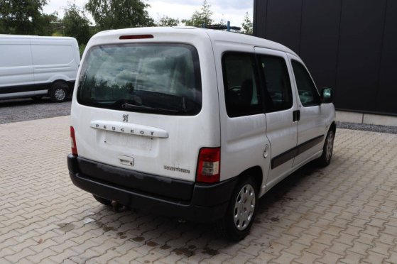 Peugeot Partner Diesel 74hp Van 2007 (Margin) Peugeot Partner 2007 2 Small Vans image 6