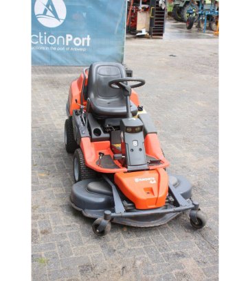 Husqvarna R 418Ts AWD Petrol Ride-on Mower (Margin) R 418Ts AWD 2014 2 image 6