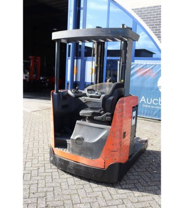 Toyota Electric Reach Truck 2 image 6