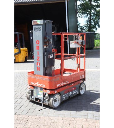 Skyjack SJ16 Electric Mast Lift 227kg 6.75m Skyjack SJ16 2 image 6