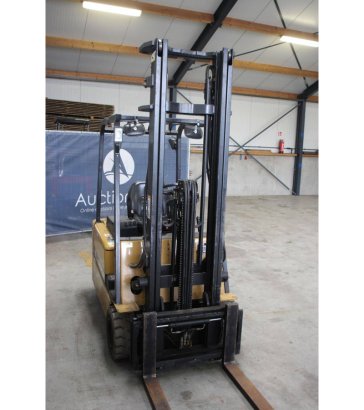 Caterpillar EP20KT Electric Forklift 2000kg 4.03m 2005 EP20KT 2005 2 Forklift image 6