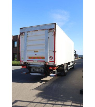 Box truck Scania P 320 Diesel 2015 3213 2015 2 image 6