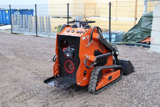 Skid steer loader SDLOOL 36C Diesel 10kW 2026 New SDLOOL 36C 2026 1 image 6