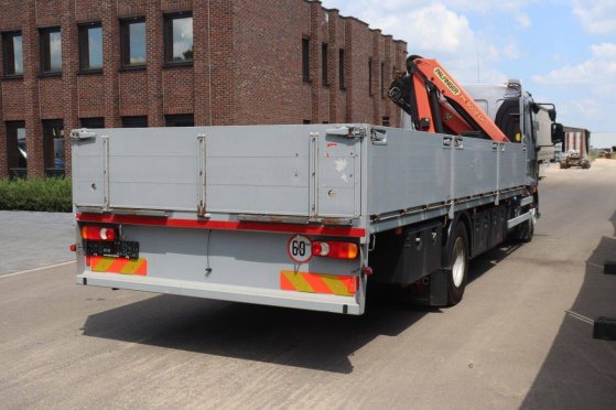 Volvo FL 240 Diesel Crane Truck 2011 FL 240 2011 2 Crane trucks image 21