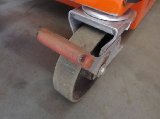 JLG Power Tower Ecolift Manual Mast Lift 4.2m 2019 Power Tower Model Ecolift 2019 2 image 6