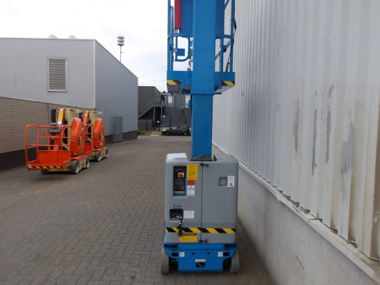 Genie GRC-12 Electric Mast Lift 5.66m 2017 GRC-12 2017 2 image 6