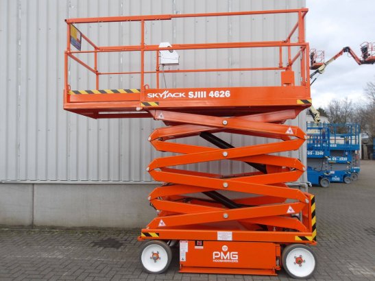 SkyJack SJ4626 Electric Scissor Lift 9.92m 2015 Skyjack SJ4626 2015 2 Scissor Lifts image 6