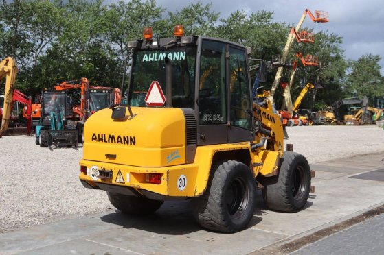 Wheel loader Ahlmann AZ 85t Diesel 53.5kW 2003 Ahlmann AZ 85t 2003 2 Wheel Loaders image 6
