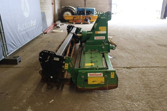 Tiller Terranova Erpice DC 3000 2008 Terranova Erpice DC 3000 2008 2 image 6