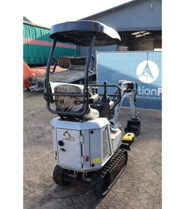 Mini Excavator CMH DW-08 Diesel 5.5hp 2025 New CMH DW-08 2025 1 image 6