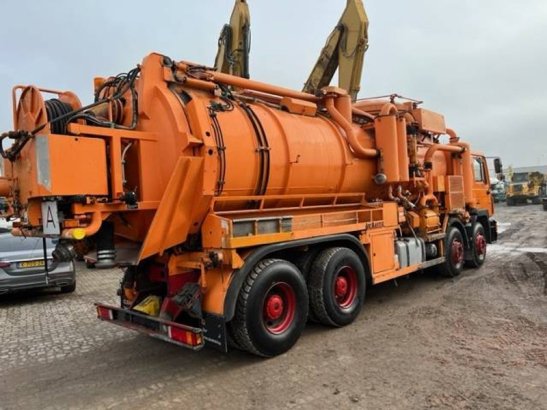 Vacuum Truck MAN 35.402 8x4 Diesel 1995 35.402 8x4 1995 2 image 6