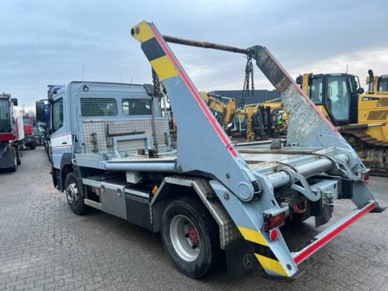 Mercedes-Benz 1327 Diesel Truck 2016 with Gantry Alarm Mercedes-Benz 1327 2016 2 image 6