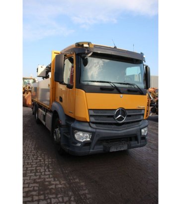 Crane truck Mercedes-Benz Antos 2540 Diesel 2014 Mercedes-Benz Antos 2540 2014 2 Crane trucks image 6