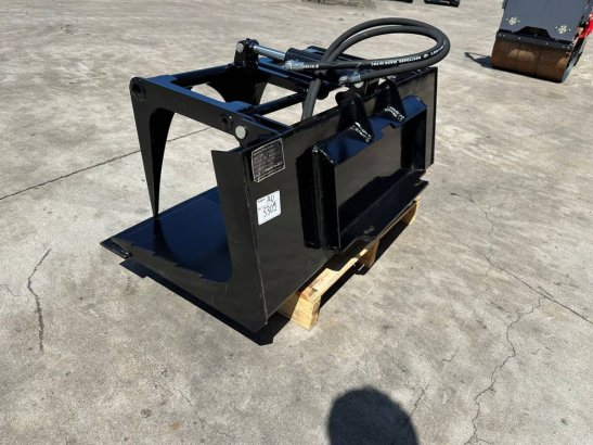 Pelican Bucket Giyi X-PG44 2026 New Fits Skid Steer Loader Giyi X-PG44 2026 1 image 6