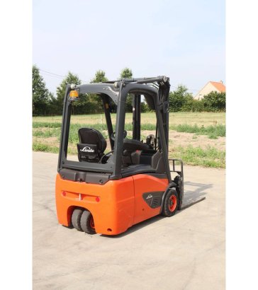 Linde E16C-02 Electric Forklift 1600kg 4.0m 2017 E16C-02 2017 2 Forklift image 6