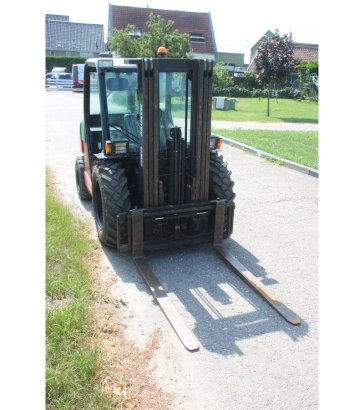 Rough-terrain forklift Manitou MH 25-4 Diesel 2500kg 3.7m 2006 MH25-4 2006 2 Rough Terrain Forklift image 6