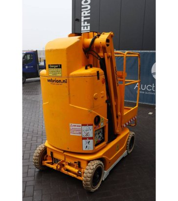 JLG Toucan 800 A Electric Articulated Boom Lift 2004 Toucan 800 A 2004 2 image 6