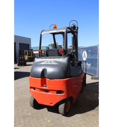 Linde E25/600-02 Electric Forklift 2500kg 7m 2003 E25/600-02 2003 2 Forklift image 6