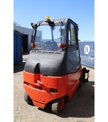 Linde E30-600 Electric Forklift 3000kg 7.0m 2008 E30 2008 2 Forklift image 6