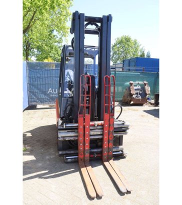 Linde E25-02 Electric Forklift 2500kg 5.3m 2011 E25-02 2011 2 Forklift image 6