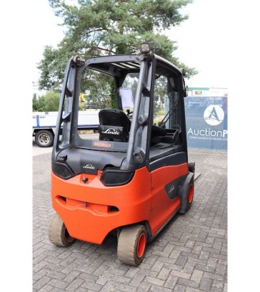 Linde E30HL-01/600 Electric Forklift 3000kg 2015 E30HL-01/600 2015 2 Forklift image 6