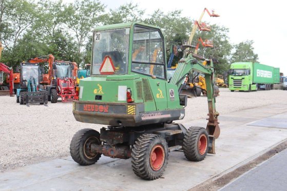 Neuson 3800 WD Diesel 40kW Wheeled Excavator Neuson 3800 WD 2 Wheeled Excavators image 21