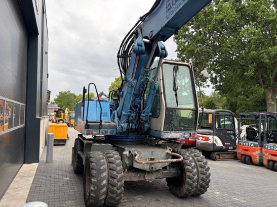 Wheel excavator Liebherr A900B Litronic Diesel 82kW 2000 A900B Litronic 2000 2 Wheeled Excavators image 21