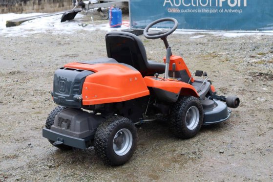 Zitmaaier Husqvarna R216 AWD Benzine 12.8kW 2016 R216 AWD 2016 2 image 21
