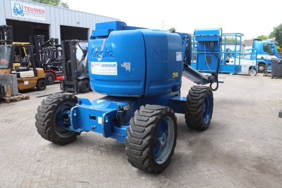 Articulating boom lift Genie Z-45/25 Diesel 227kg 15.9m 2006 Z-45/25 2006 2 image 36
