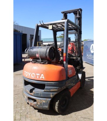 Forklift Toyota 25 LPG 2500kg 4.5m 25 2 Forklift image 36