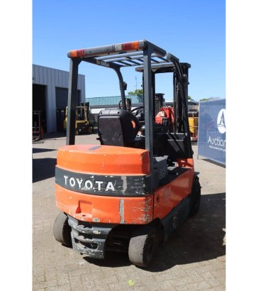 Toyota 7FBMF25 Electric Forklift 2500kg 5m 2005 7FBMF25 2005 2 Forklift image 36