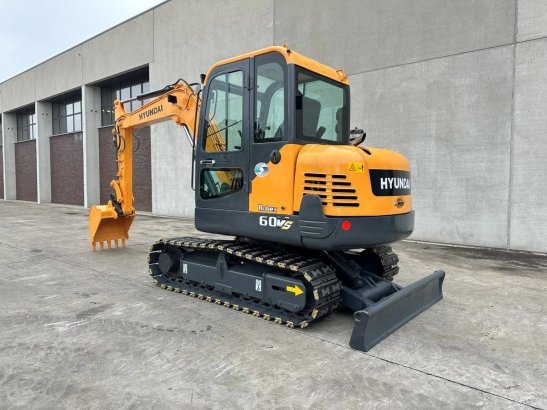 Midi excavator Hyundai R60VS Diesel 2016 R60VS 2016 2 Crawler Excavators image 6