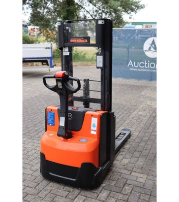 Stacker BT SWE140L Electric 1400kg 2.65m 2015 BT SWE140L 2015 2 image 6