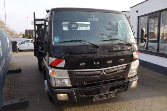 Mitsubishi Fuso Diesel Tipper Truck 110kW 2019 Fuso 2019 2 image 21