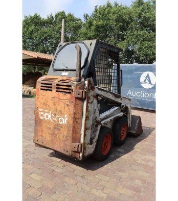 Skid steer loader Bobcat 443 Diesel 1992 (Margin) 443 1992 2 Wheel Loaders image 6
