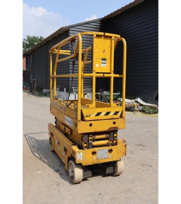 Pinguely-Haulotte Optimum 8 Scissor Lift Electric 230kg 7.8m 2005 Haulotte Optimum 8 2005 2 Scissor Lifts image 6