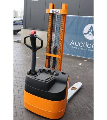 Still Electric Stacker 1000kg 1.86m 2 image 6