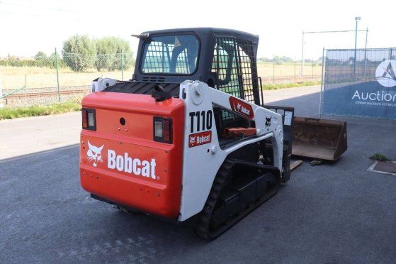 Skid steer loader Bobcat T110 Diesel 30.7kW 2014 T110 2014 2 image 6