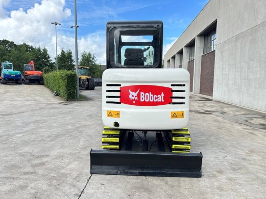 Bobcat 331 Diesel Mini Excavator 2010 331 2010 2 image 6