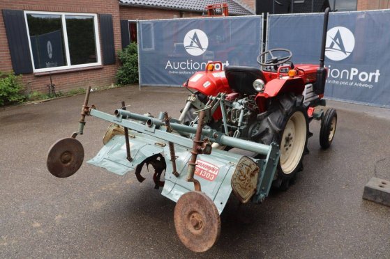 Mini tractor Yanmar YM1610 Diesel 16hp with cultivator YM1610 2 Tractor Units image 6
