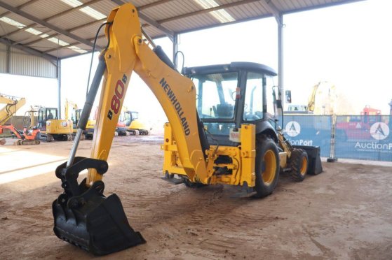 New Holland B80B-SS Diesel 72kW 2017 backhoe loader B80B-SS 2017 2 image 21