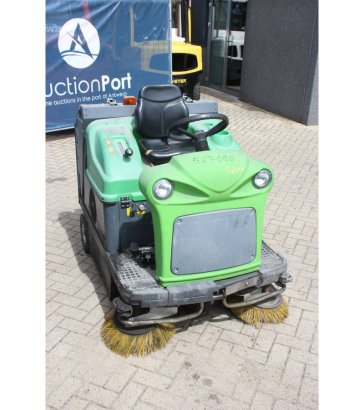 Ride-on sweeper IPC Cleaning 1450 Diesel 2015 IPC 1450 2015 2 image 6