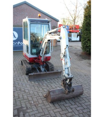 Mini excavator Takeuchi TB016 Diesel 10.3kw 2011 TB016 2011 2 image 6