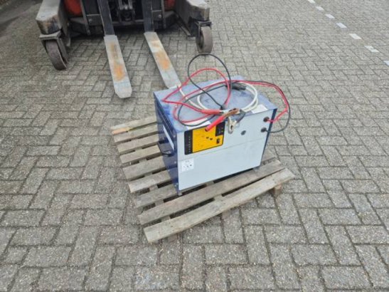 Reach truck BT FRT 2000 SE-5 Electric 2000kg 4.15m 1994 BT FRT 2000 SE-5 1994 2 image 6