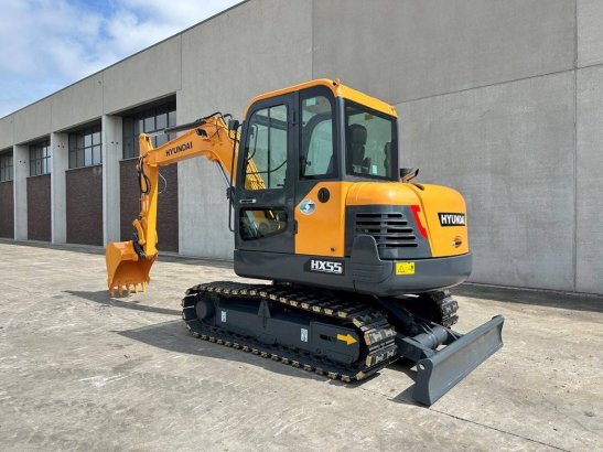Hyundai HX55 Diesel Crawler Excavator 2019 HX55 2019 2 Crawler Excavators image 6