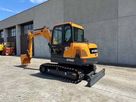Crawler excavator Hyundai R60VS Diesel 40.5kW 2019 R60VS 2019 2 Crawler Excavators image 6